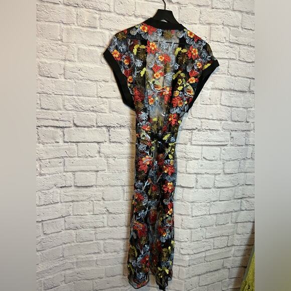 Beautiful Heavy embroidered long kimono / Beach coverup / Topper Jacket New - Picture 3 of 9